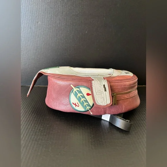 New Loungefly Star Wars NYCC 2020 Boba Fett Slave One Sling Backpack - Picture 5 of 8